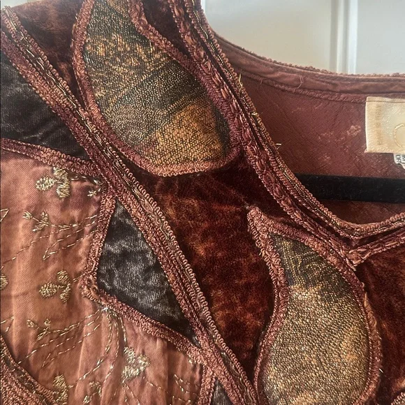 Cache Top - Picture 3 of 4